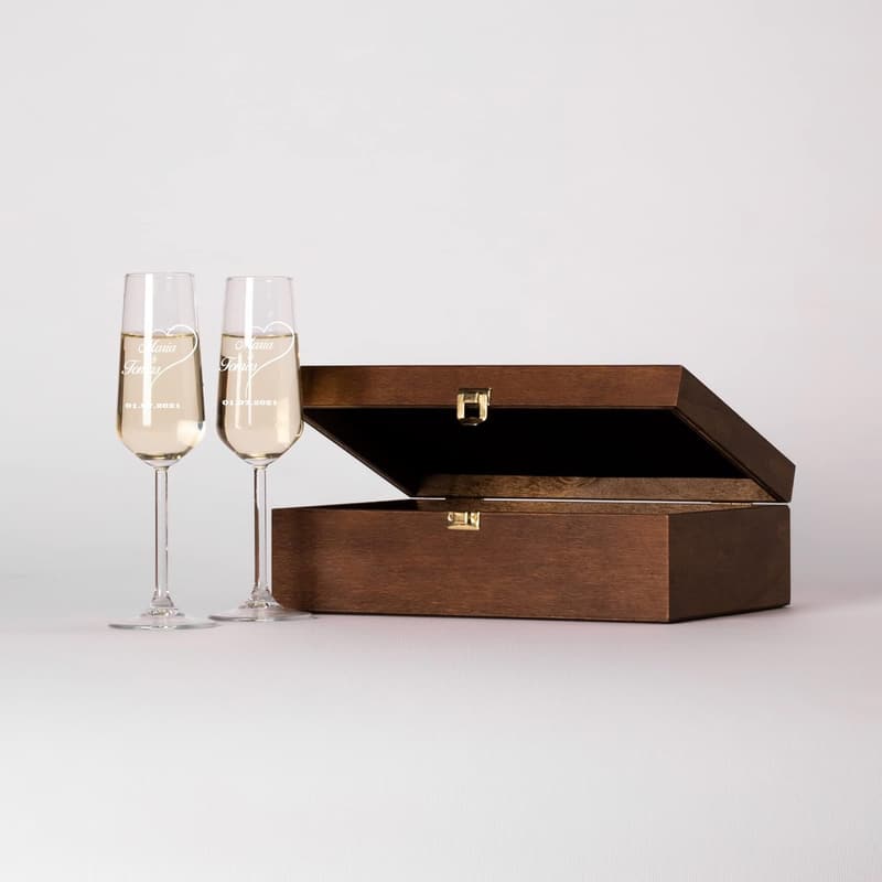Engraved Champagne Flutes Set for Weddings - Personalized Toasting Glasses