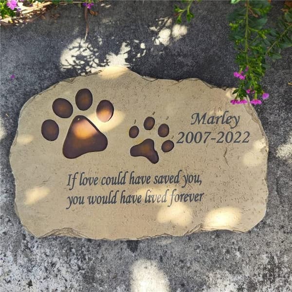 Personalized Sympathy Pet Memorial Stones for Dogs & Cats
