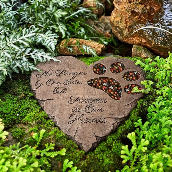 Pet Memorial Stepping Stones for Dogs & Cats