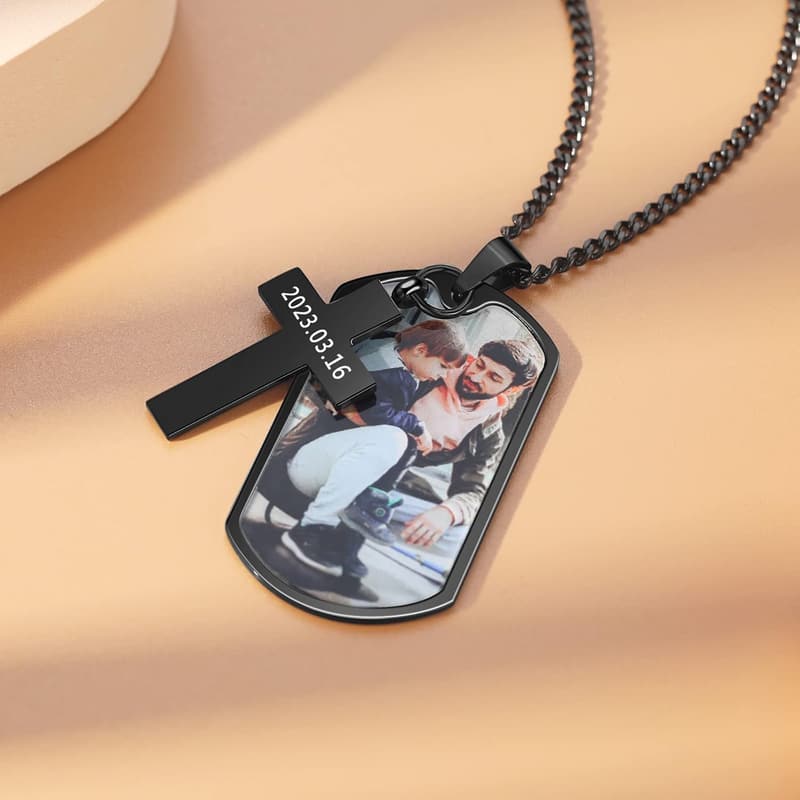 Personalized Photo Pendant Necklace for Dad on Father's Day