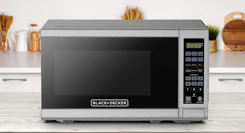 Compact 0.7 Cu. Ft. 700-Watt Digital Microwave Oven