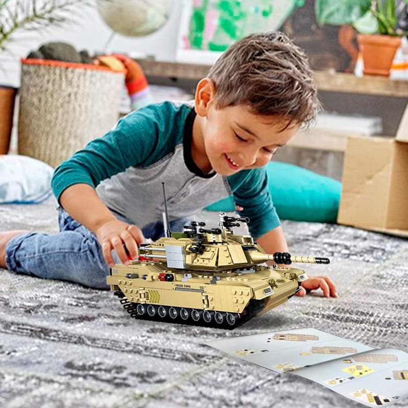 WW2 Military Tank Building Block Set with Soldier Figures