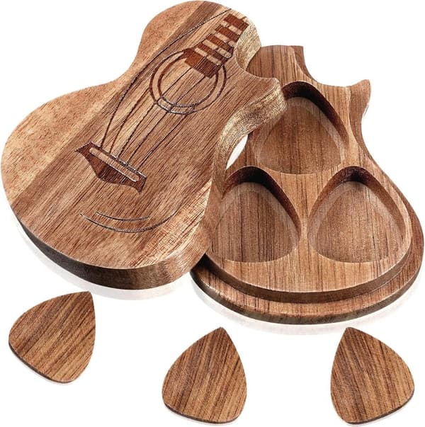 Engraved Wooden Guitar Pick Box with 3 Triangle Picks