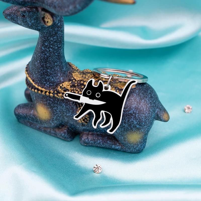 Halloween Cat Keychain Gift for Cat Lovers - Fun Décor for Teens