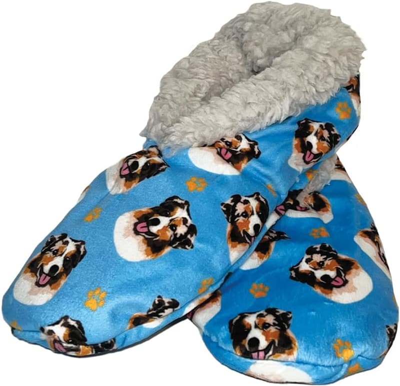 Cozy Chihuahua Women's Slippers with Non-Skid Bottom