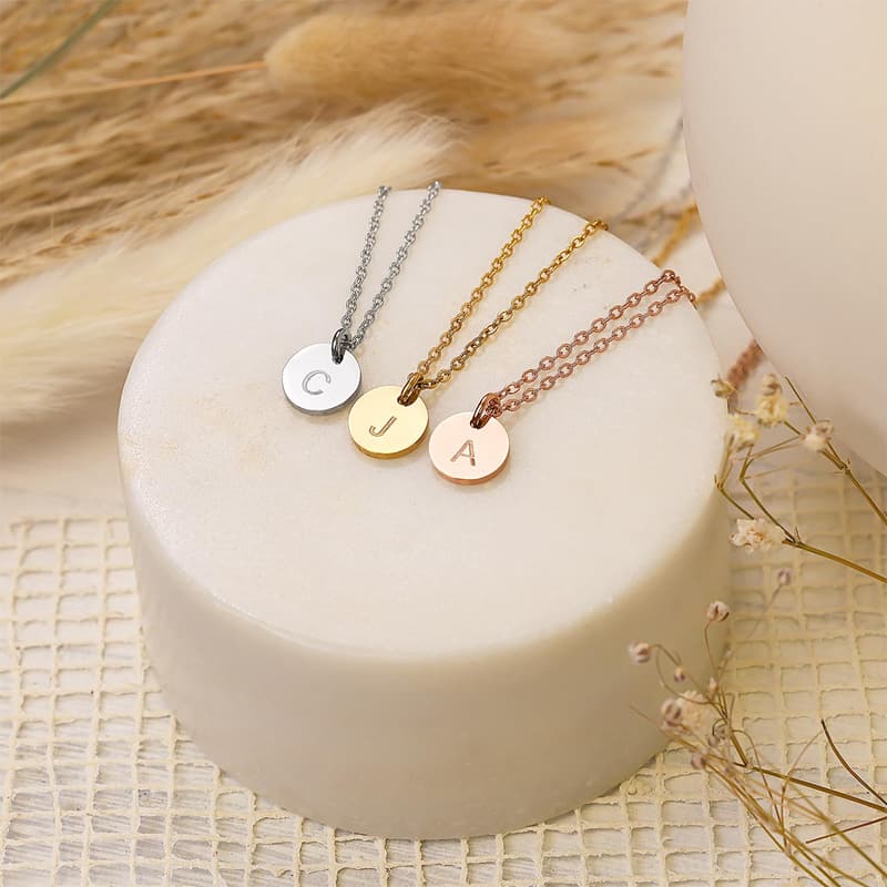 Personalized Initial Necklace for Moms with Kids' Letters