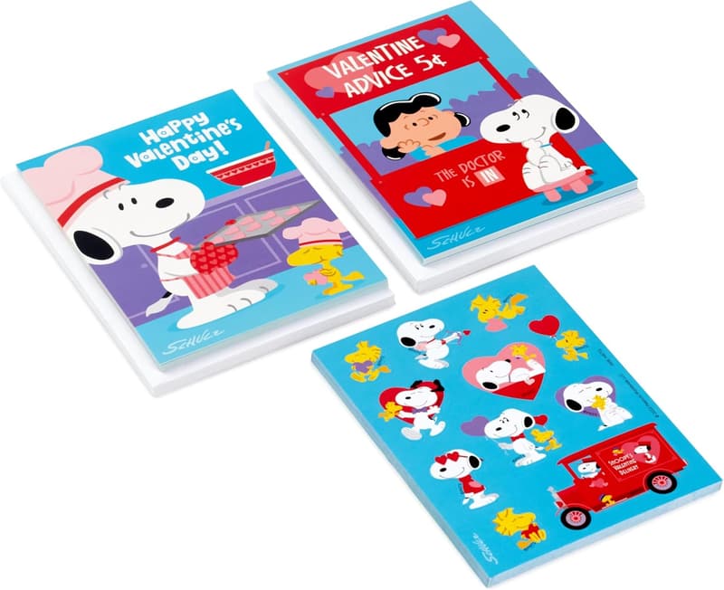 Snoopy & Lucy Valentine's Day Cards for Kids (24 Count)