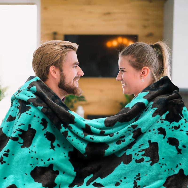 Lightweight Teal Fleece Blanket - Queen Size Plush Throw