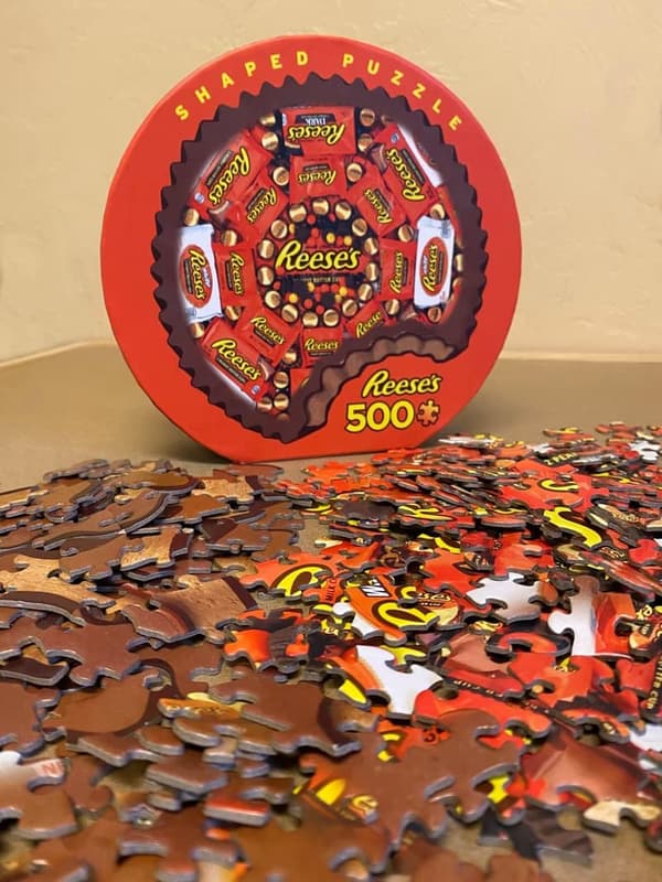 Reese's 500-Piece Jigsaw Puzzle for Adults and Families - 22