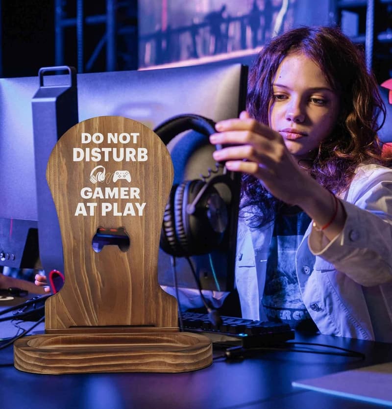 Gaming Headset Stand - Ideal Gift for Gamers, Teens, Men