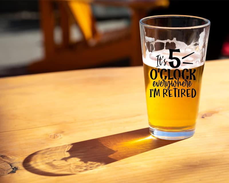 Funny Retirement Beer Glass for Men - Unique Gift for Dad