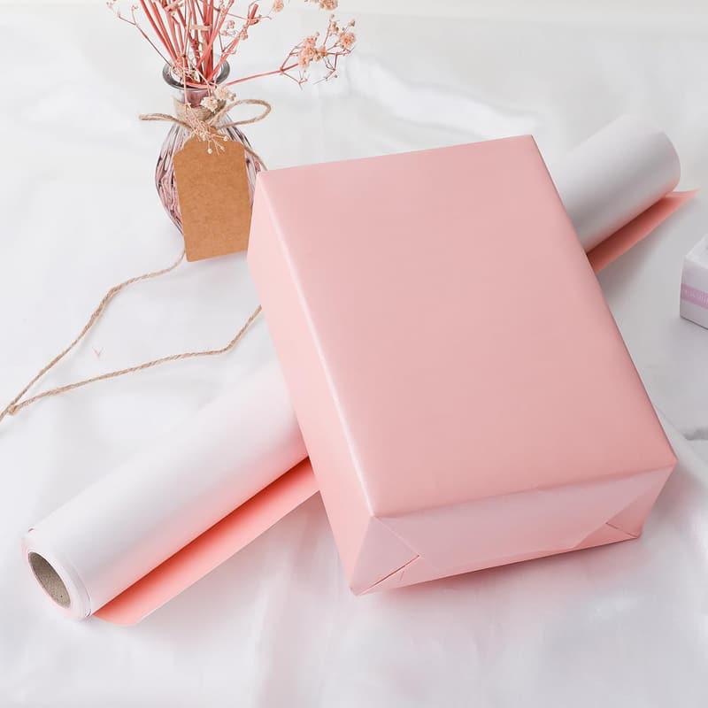 Double-Sided Off White & Pink Gift Wrapping Paper (17