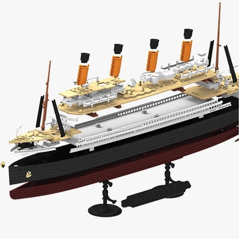Titanic MCP Academy 1: For Ages 14 and Up