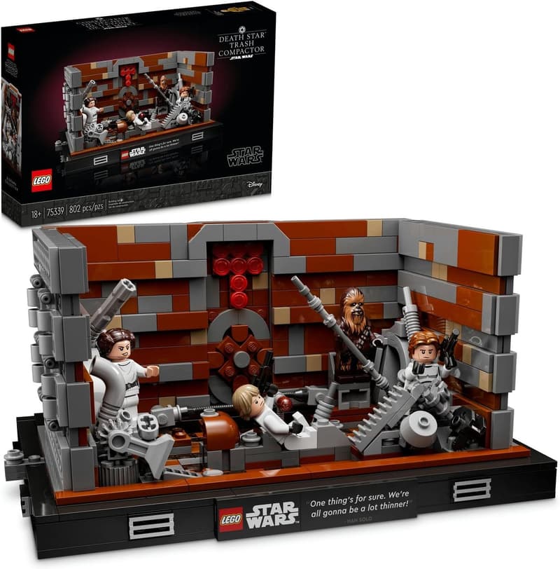 LEGO Star Wars Death Star Trash Compactor Diorama Kit (802 Pieces)