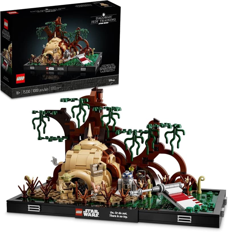 LEGO Star Wars Dagobah Jedi Training Set with Minifigures