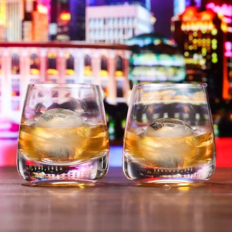 Premium Hand Blown Crystal Whiskey Glasses - Set of 4
