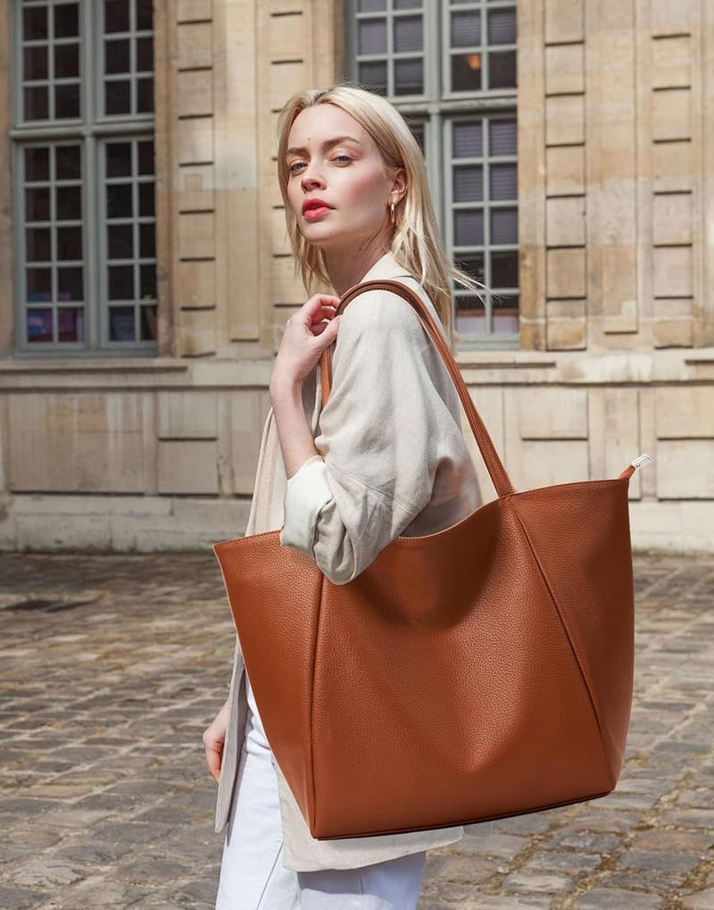 Vegan Leather Oversized Tote Bag for Women - 23L Travel Purse