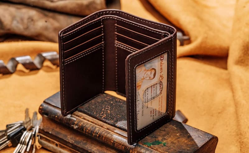 Men's Brown Full Grain Leather Trifold Wallet with RFID Blocking