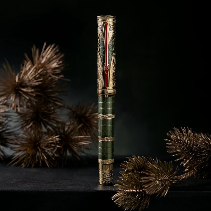 Qin Dynasty Green Gold Fountain Pen Set with Engraved Design