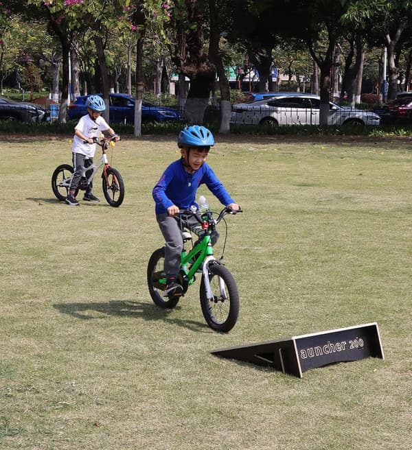 Kids BMX Skateboard & Bike Ramp with Jumps