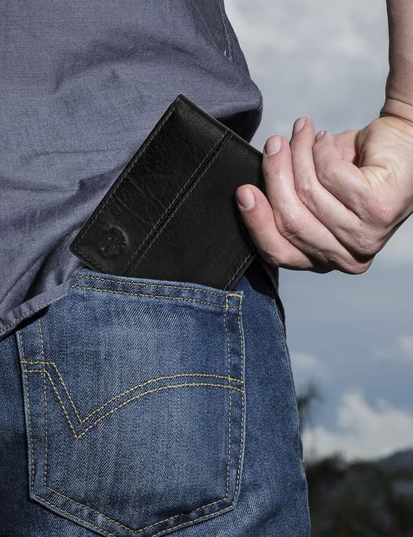 Men's Black Leather Trifold Wallet by Timberland