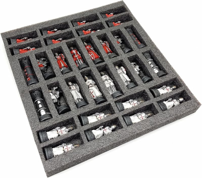 Medieval Crusader Knight Chess Men Set - Red & White