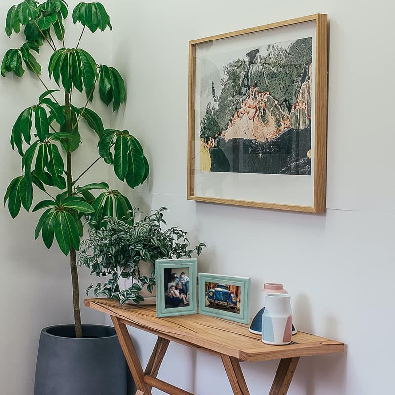Double Hinged Wood Picture Frames for 4x6 Photos - Desktop Use