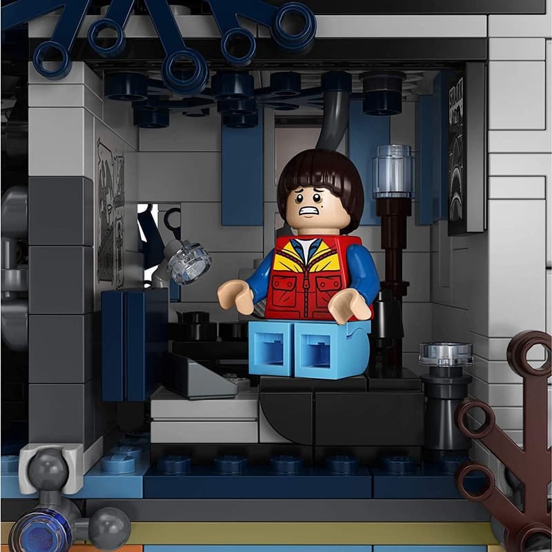 Stranger Things LEGO Set 75810: The Reverse World Set