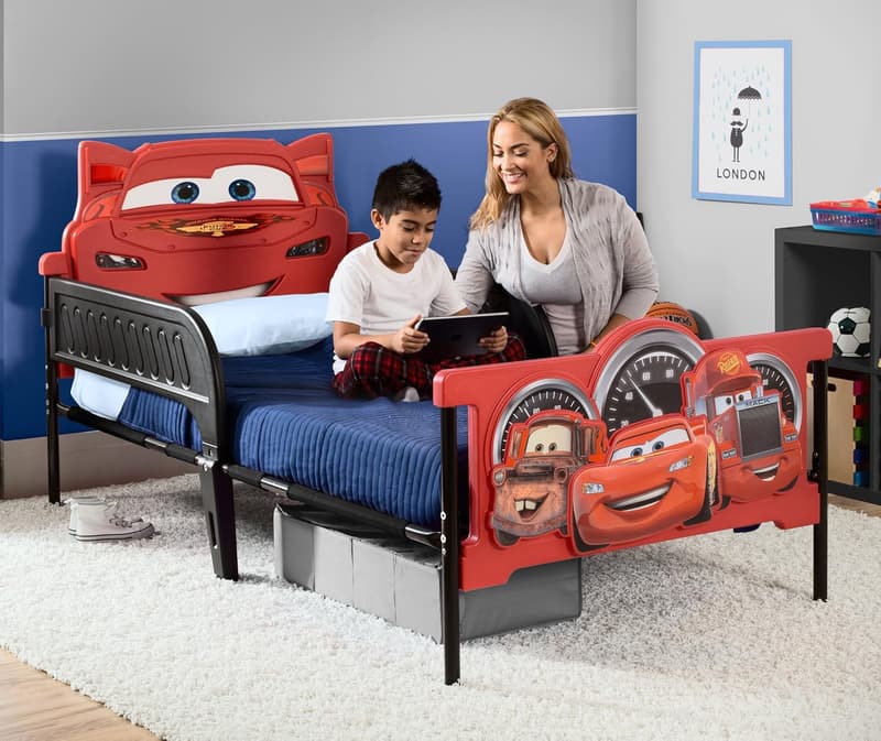 Disney/Pixar Cars Twin Bed with 3D Footboard