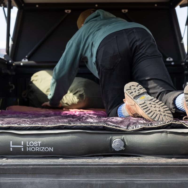 Self-Inflating Air Mattress for Tacoma Truck Bed, 4.5