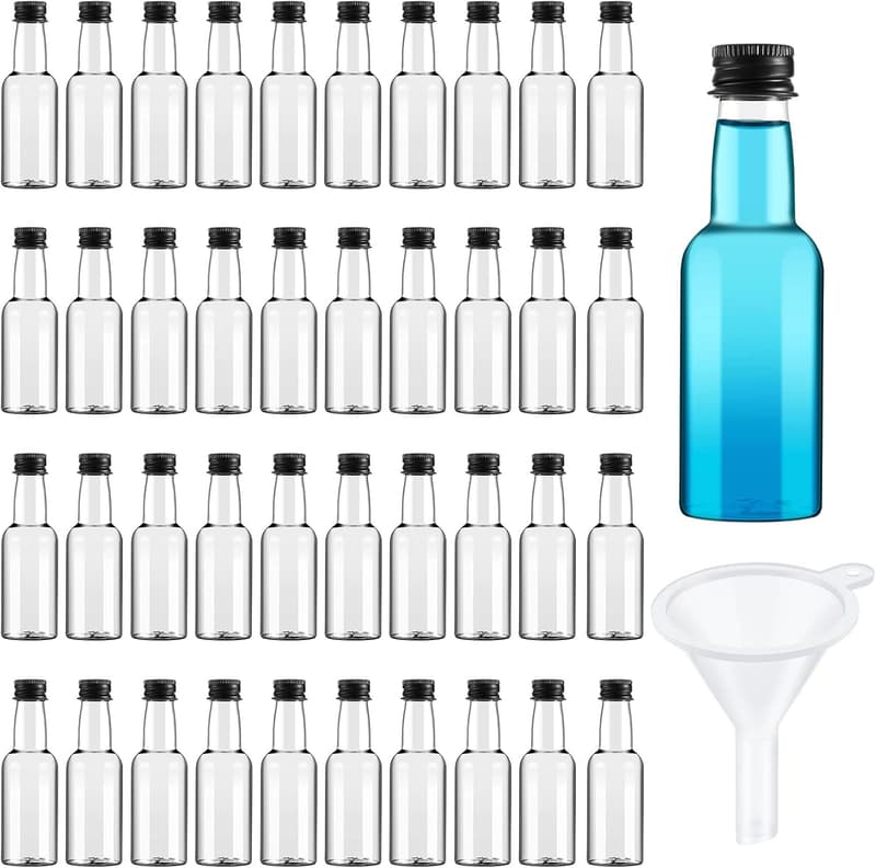 Christmas Mini Liquor Bottles Set - 100 Plastic 0.8 Oz Holders