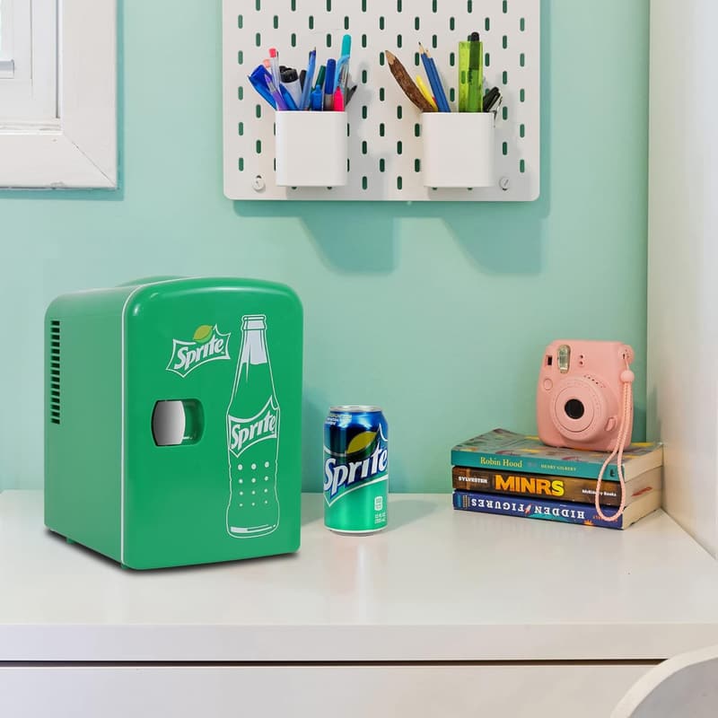 Portable Mini Fridge for Skincare & Beverages, 8-Can