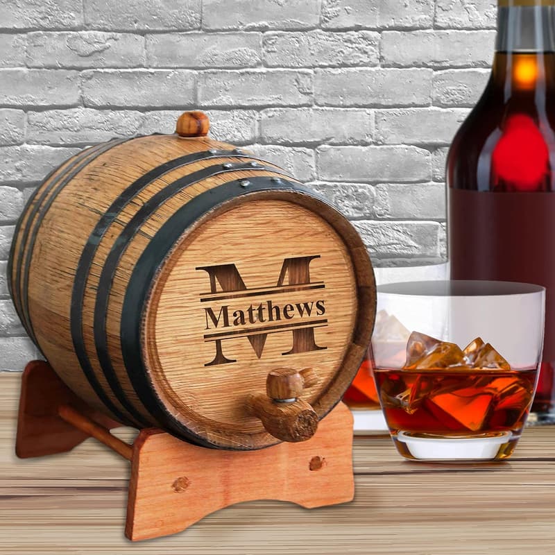 Customized Mini Oak Whiskey Barrel - Engraved 1 Liter Cask