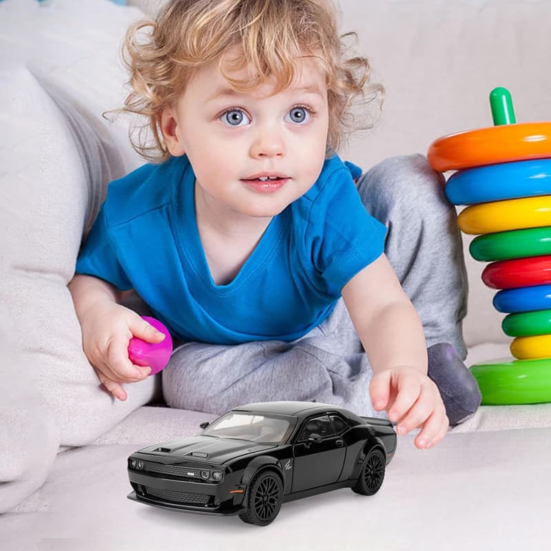 Pull Back Dodge Challenger Hellcat Model Car with Sound & Light