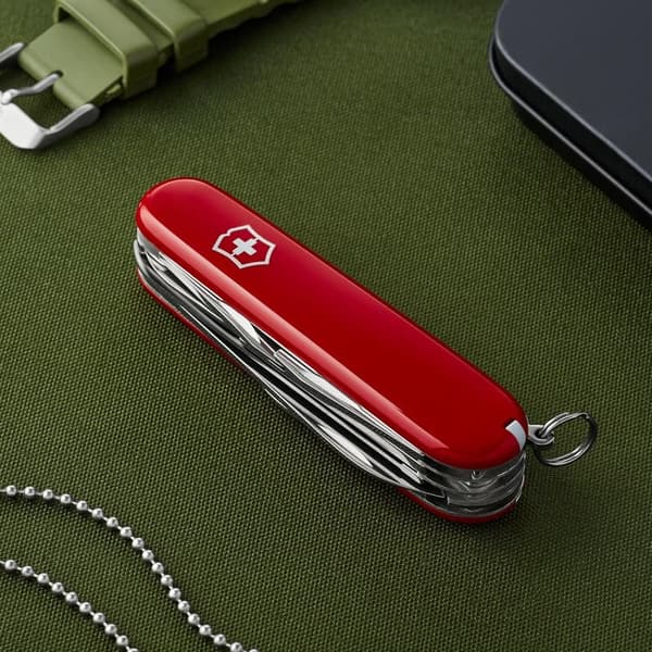 Victorinox Fieldmaster Swiss Army Knife – 15 Functions, Red