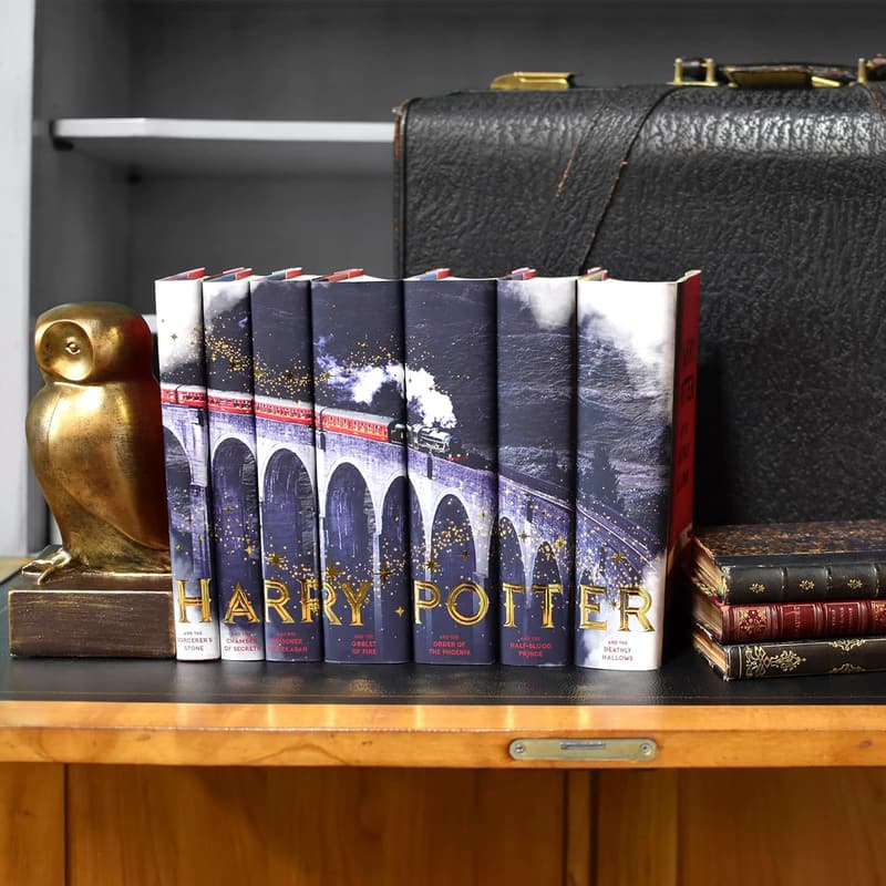 Harry Potter 7-Volume Boxed Set - Custom Metallic Gold Design