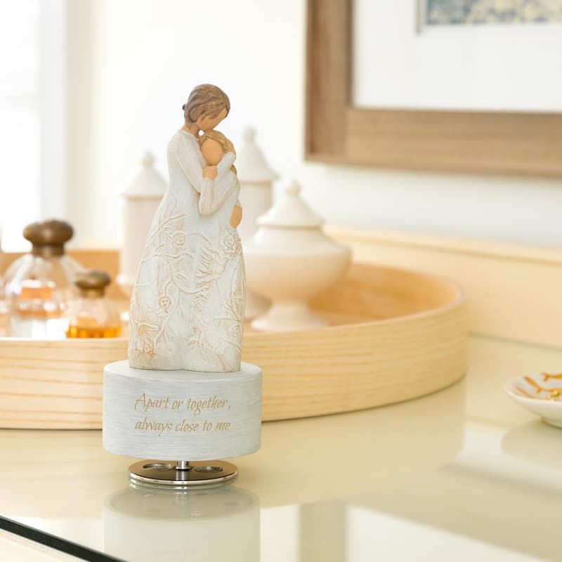 Musical Willow Tree Figure - Plays Clair de Lune, Gift for Mom