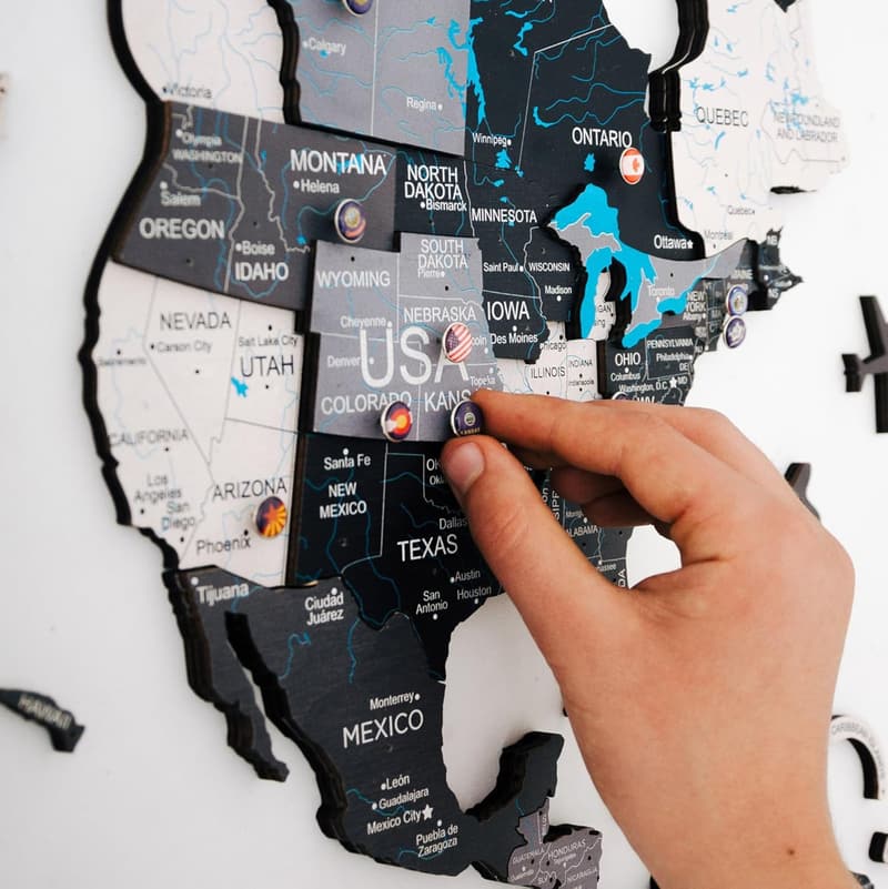 World Map Push Pins - Creative National Flag Thumbtacks