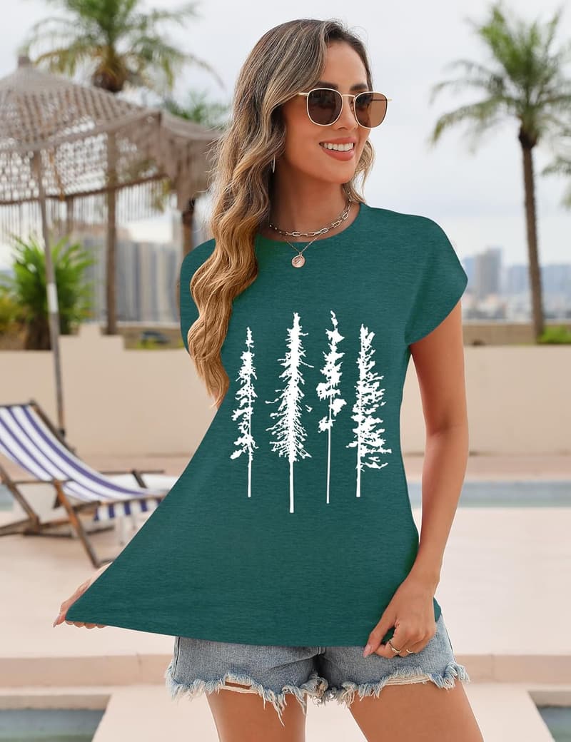 Vintage Flower Print Animal Graphic Tee for Women