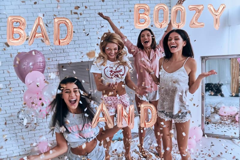 Bachelorette Party Beach Balloon Decorations