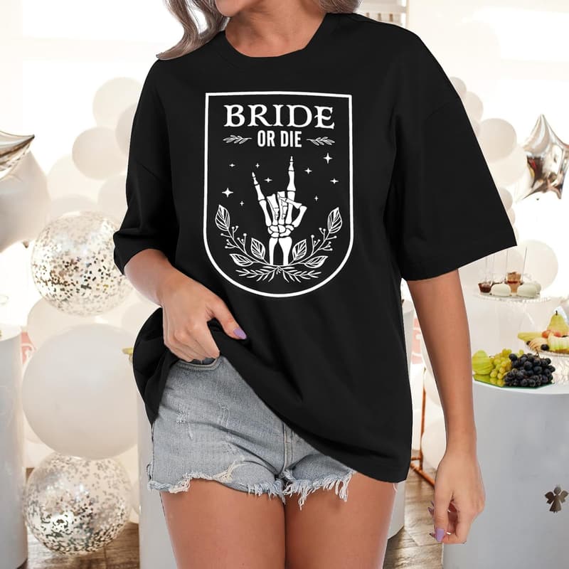 Bachelorette Party Oversized Bride T-Shirt with Skeleton Print