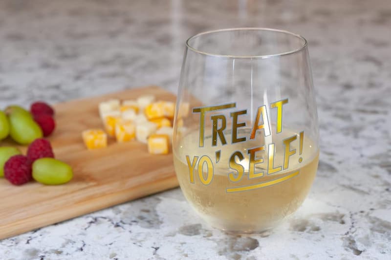 Treat Yo' Self Gold Stemless Wine Glass