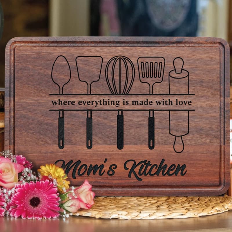 Personalized Cutting Board for Mom - Custom Engraved Gift