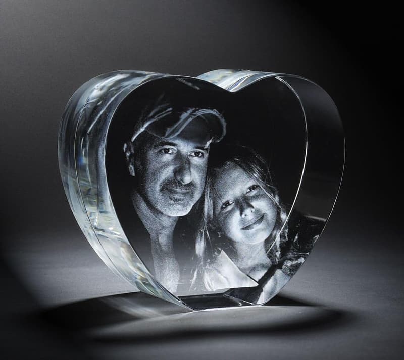 Custom 3D Holographic Photo Crystal Engraving