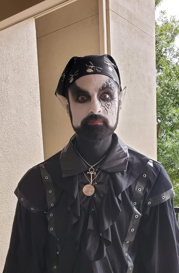 Men's Plundering Pirate Costume for Adults