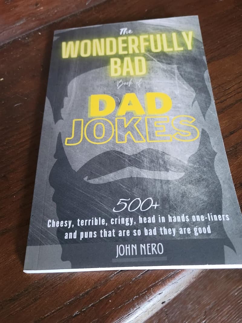 Funny Dad Jokes Book: 500+ Cheesy One-Liners for New Fathers