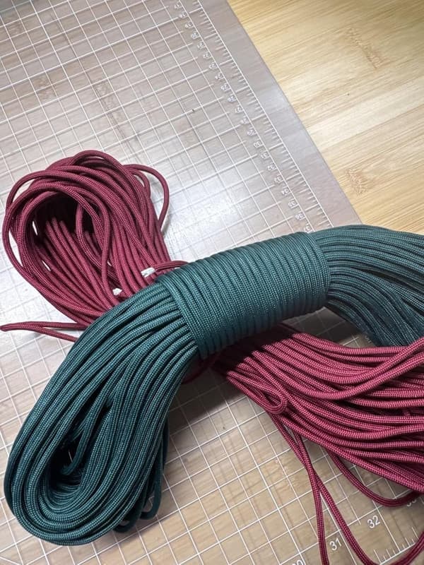 550 Paracord Lanyard - 100ft Mil Spec Type III, 7 Strand Core