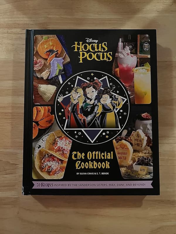 Hocus Pocus Official Cookbook: Recipes for Halloween Fun