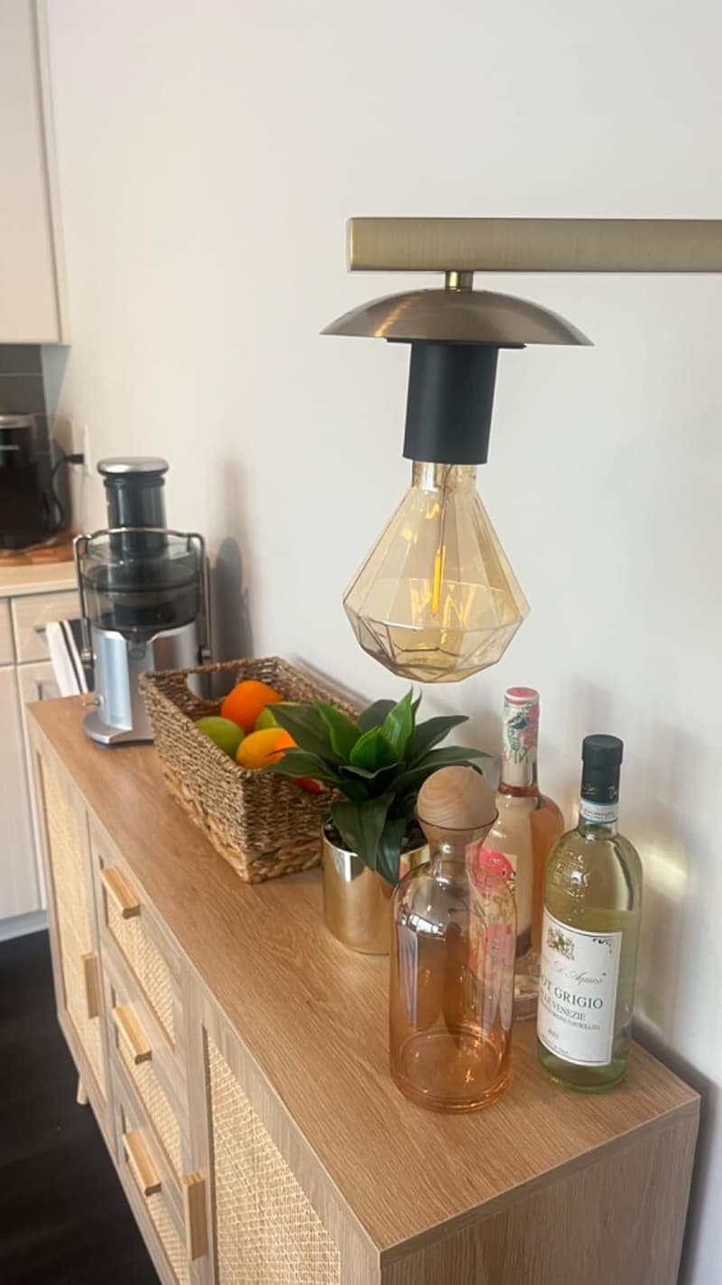 Vintage Diamond Shaped LED Light Bulb, 2175K Amber Glow