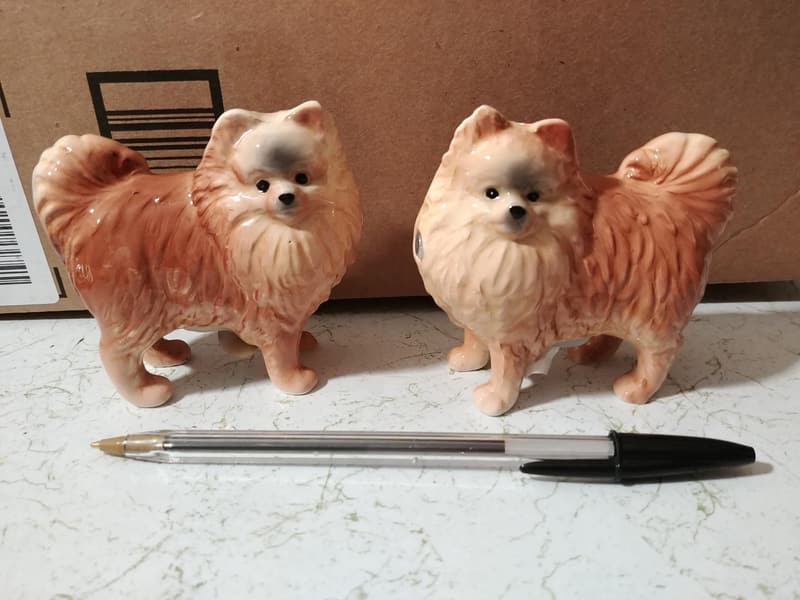 Pomeranian Dog Magnetic Salt and Pepper Shakers Set